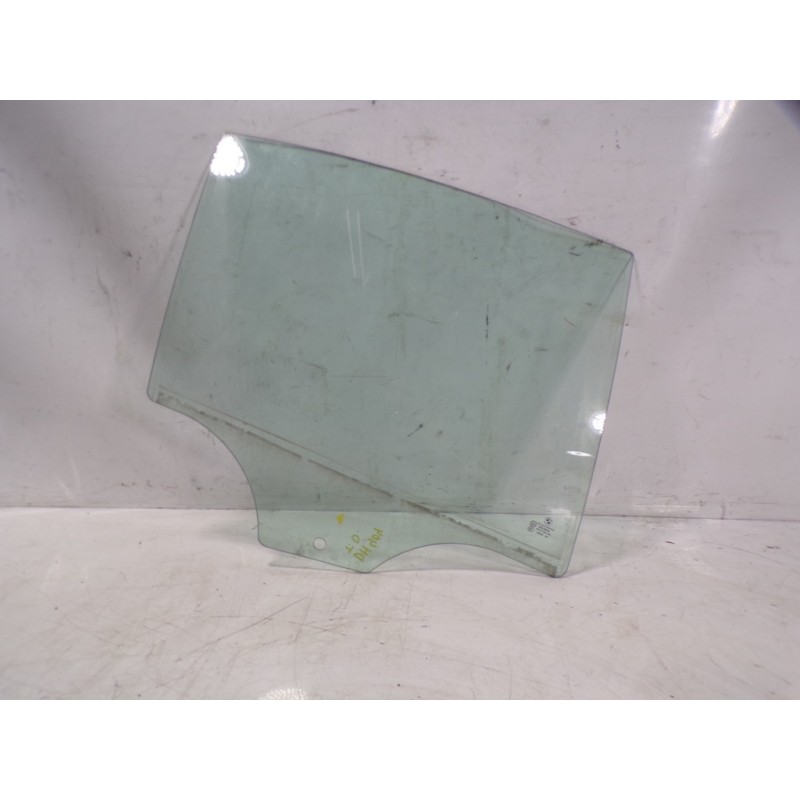 Recambio de cristal puerta trasero derecho para bmw serie 5 lim. (f10) 2.0 turbodiesel referencia OEM IAM 51357182118  