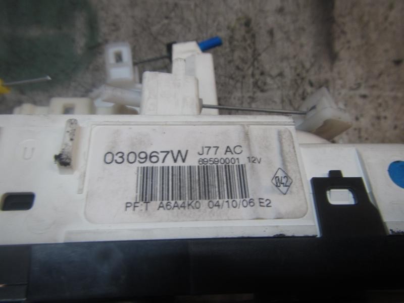 Recambio de mando calefaccion / aire acondicionado para renault clio iii confort dynamique referencia OEM IAM   