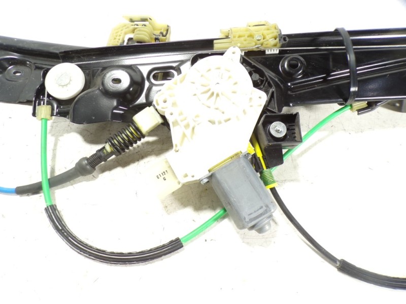 Recambio de elevalunas delantero derecho para bmw serie 5 lim. (f10) 2.0 turbodiesel referencia OEM IAM 51337182132 72481720 