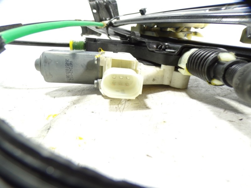 Recambio de elevalunas delantero derecho para bmw serie 5 lim. (f10) 2.0 turbodiesel referencia OEM IAM 51337182132 72481720 