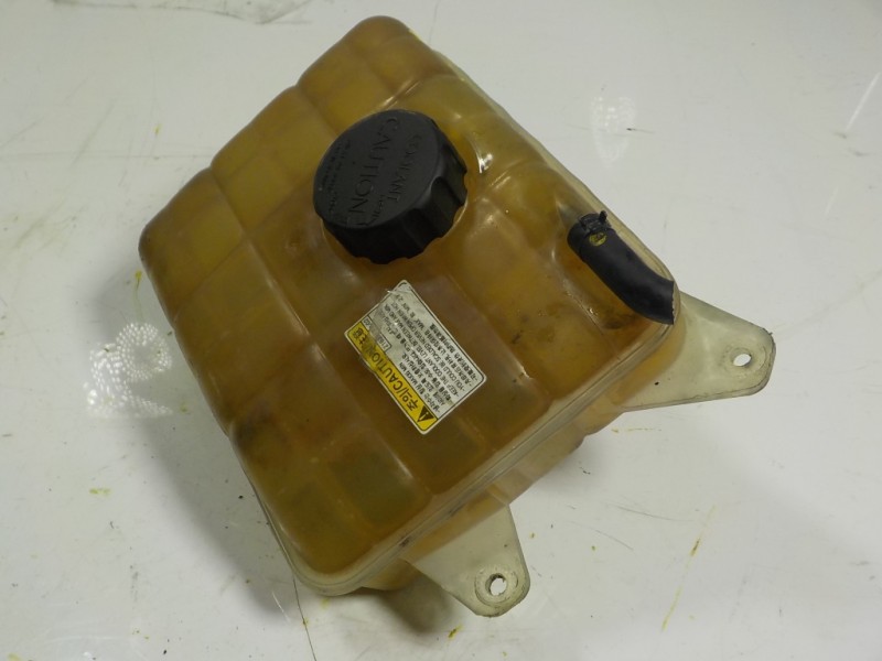 Recambio de deposito expansion para ssangyong actyon 2.0 td cat referencia OEM IAM 2161009103  