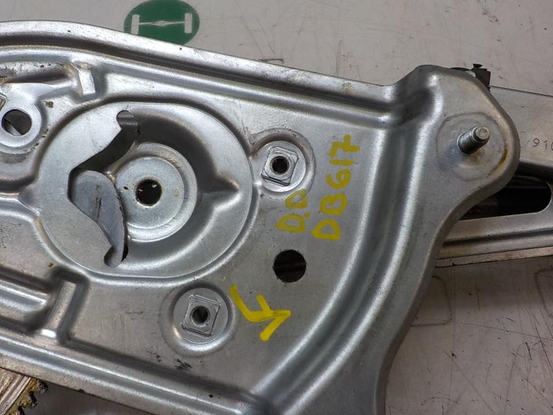 Recambio de elevalunas delantero derecho para renault megane iii berlina 5 p life referencia OEM IAM   