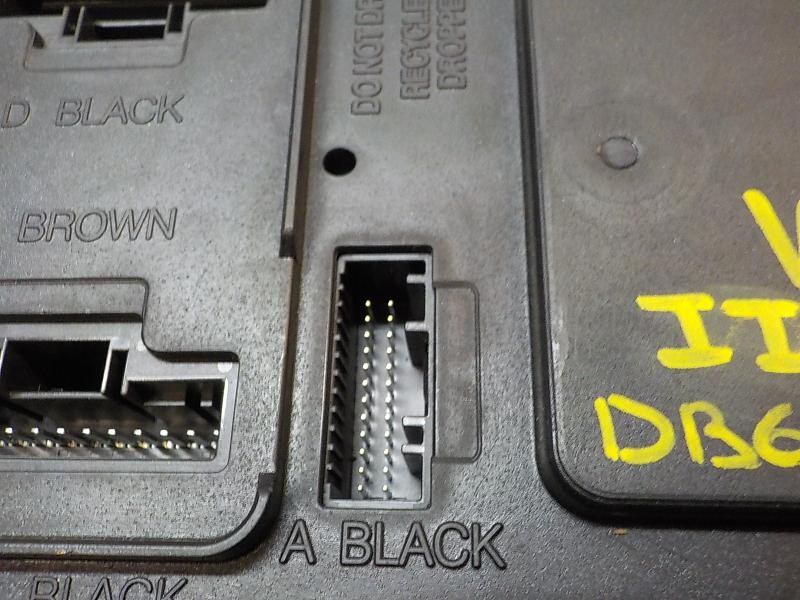 Recambio de modulo electronico para renault megane iii berlina 5 p life referencia OEM IAM   