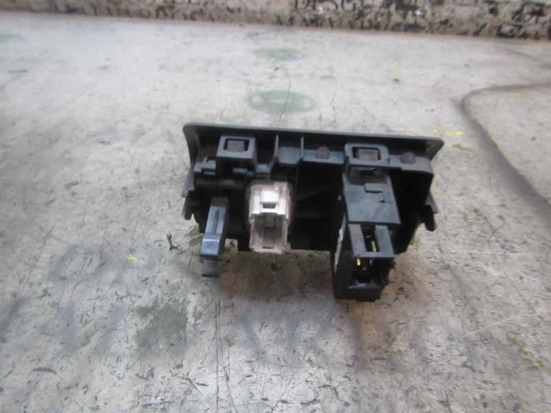 Recambio de modulo electronico para renault clio iii confort dynamique referencia OEM IAM   