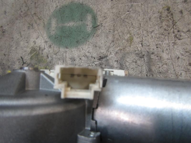 Recambio de motor limpia trasero para renault clio iii confort dynamique referencia OEM IAM   