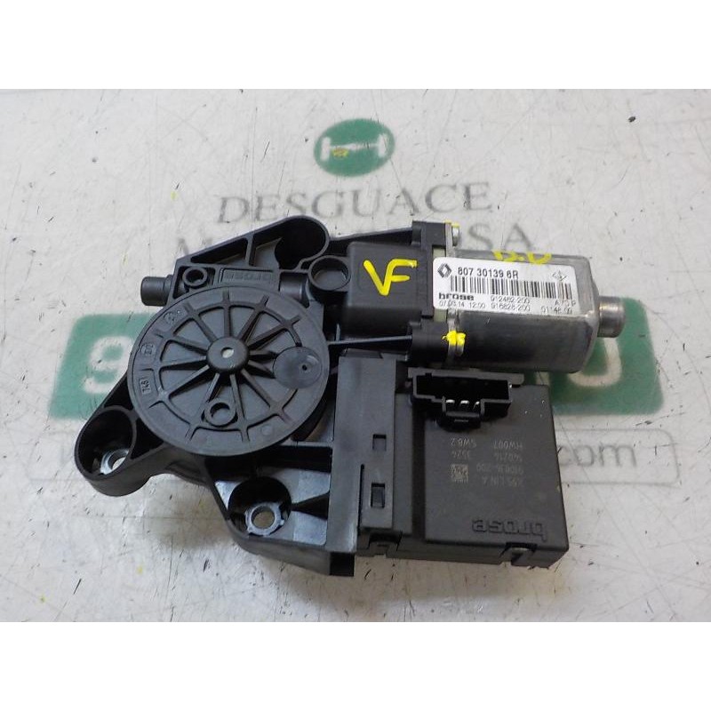 Recambio de motor elevalunas delantero derecho para renault megane iii berlina 5 p life referencia OEM IAM   