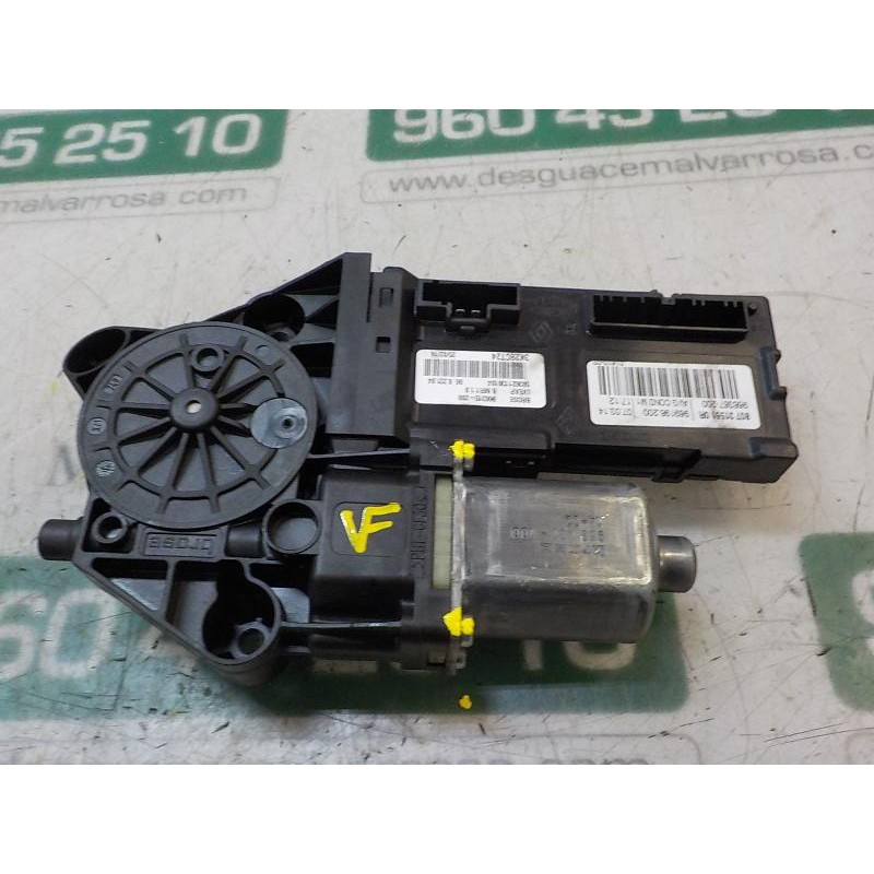 Recambio de motor elevalunas delantero izquierdo para renault megane iii berlina 5 p life referencia OEM IAM   