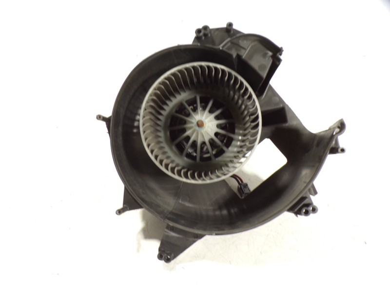 Recambio de motor calefaccion para bmw serie 5 lim. (f10) 2.0 turbodiesel referencia OEM IAM 64119242608  