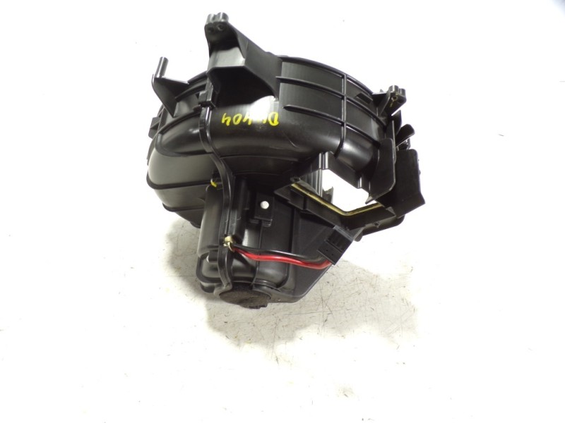 Recambio de motor calefaccion para bmw serie 5 lim. (f10) 2.0 turbodiesel referencia OEM IAM 64119242608  