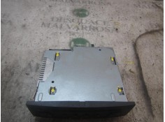 Recambio de sistema audio / radio cd para renault clio iii confort dynamique referencia OEM IAM    2