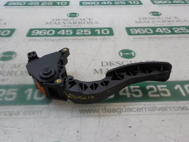 Recambio de potenciometro pedal para renault megane iii berlina 5 p life referencia OEM IAM   