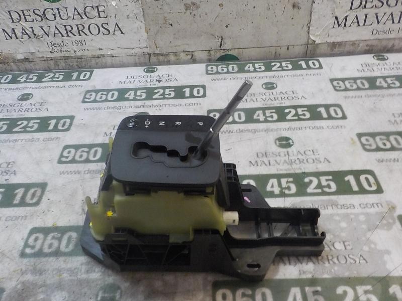 Recambio de palanca cambio para mercedes-benz clase b (w245) 2.0 cdi cat referencia OEM IAM A1693701009  