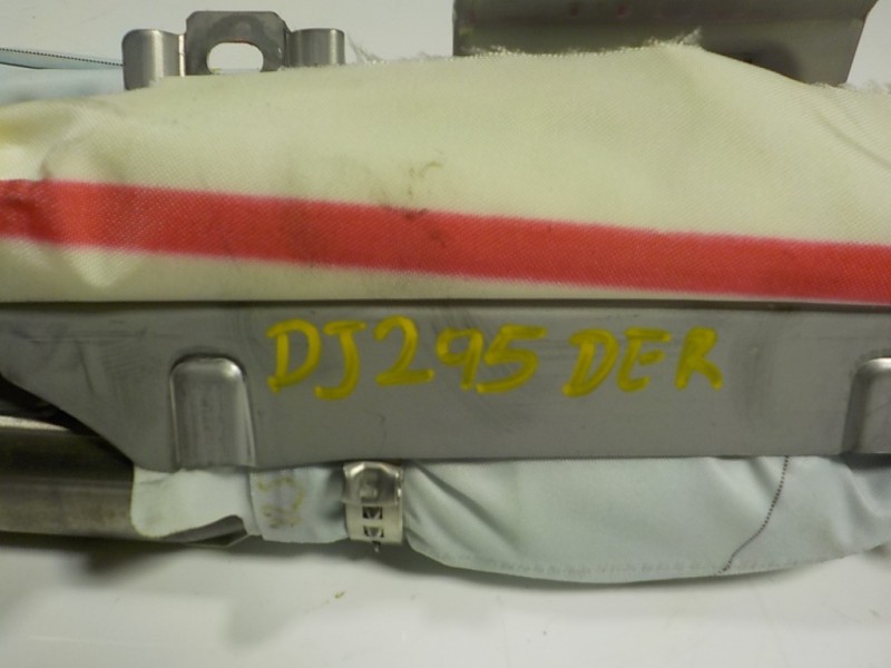 Recambio de airbag cortina delantero derecho para lexus rx 450h referencia OEM IAM 6217048050 121356090 CDVG2009035