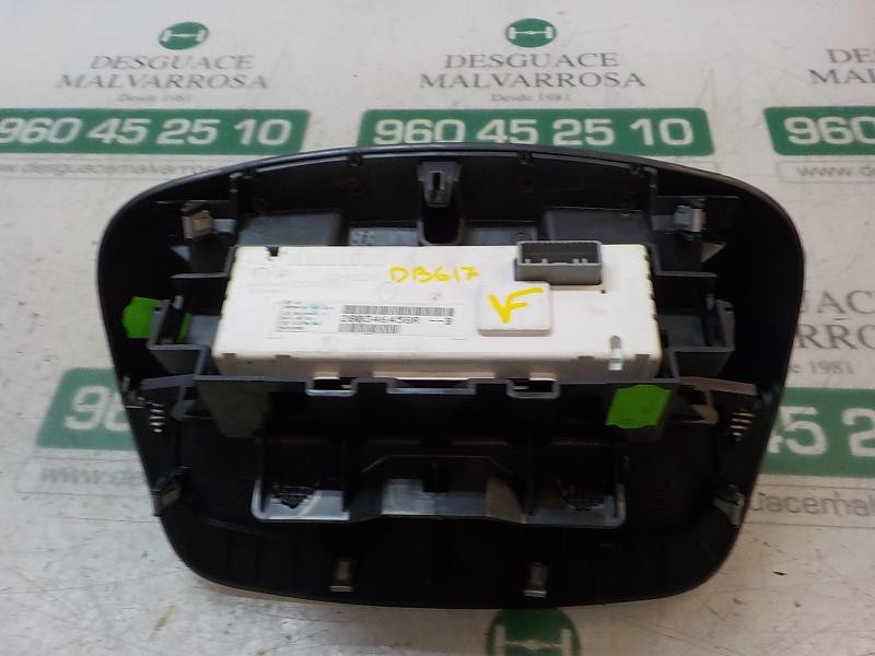 Recambio de pantalla multifuncion para renault megane iii berlina 5 p life referencia OEM IAM   