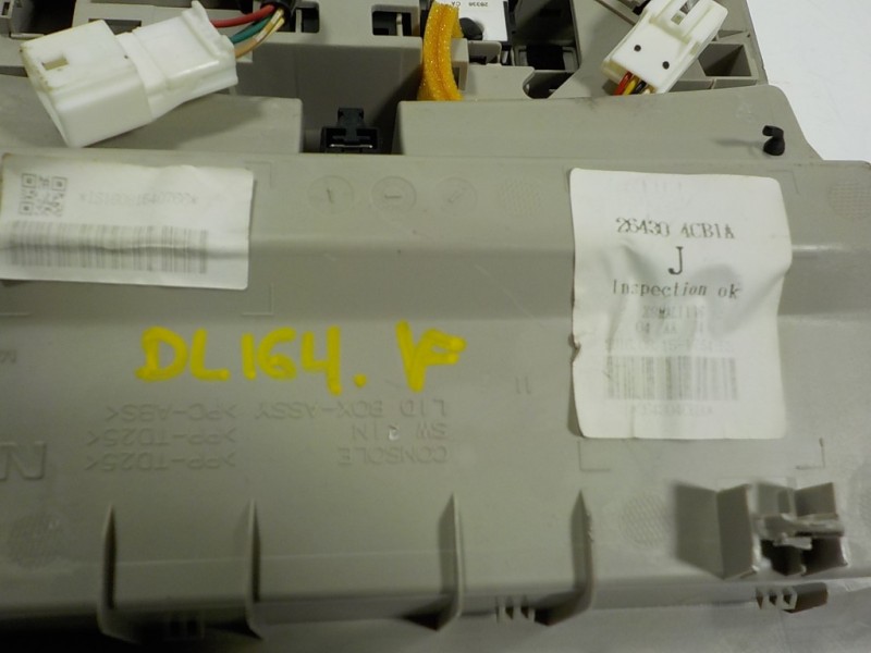 Recambio de piloto interior para nissan x-trail (t32) acenta referencia OEM IAM 264304CB1A 26430ACB1A 