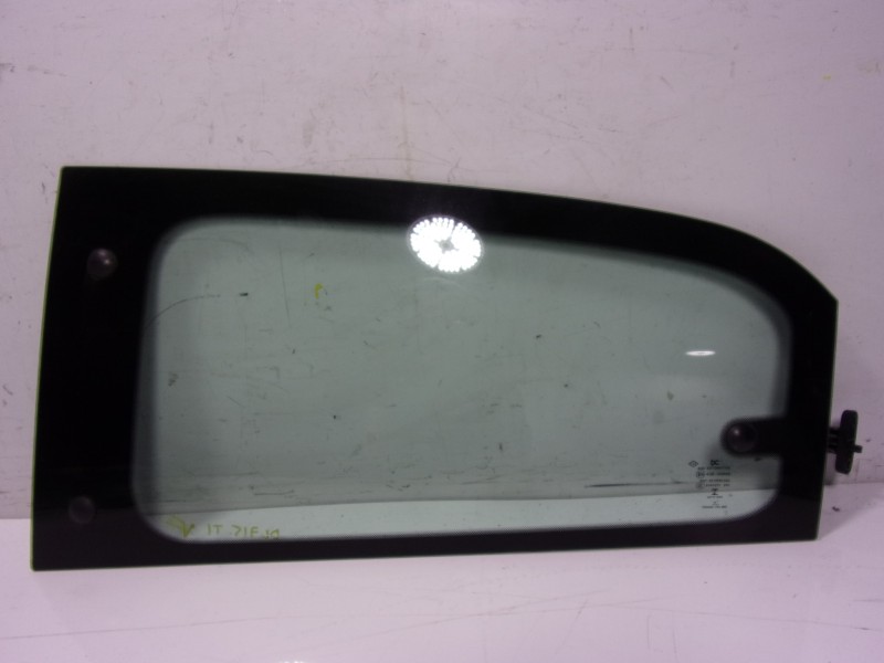 Recambio de cristal puerta trasero izquierdo para renault twingo iii 1.0 sce referencia OEM IAM 823014043R  