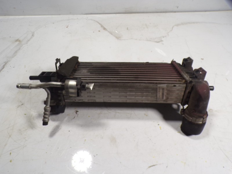 Recambio de intercooler para ford focus lim. (cb8) 1.0 ecoboost cat referencia OEM IAM 2026747 CV619L440VC 
