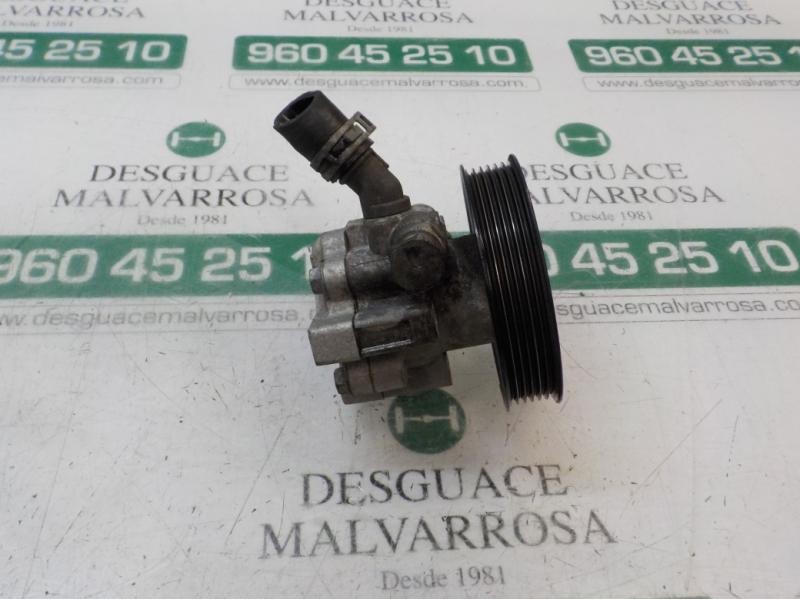 Recambio de bomba direccion para opel insignia berlina cosmo referencia OEM IAM   