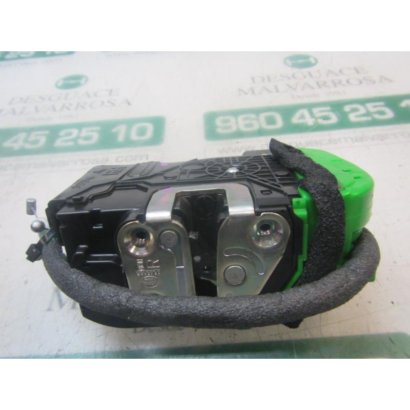 Recambio de cerradura puerta delantera derecha para hyundai i40 1.7 crdi cat referencia OEM IAM 813203Z020 813203Z020 