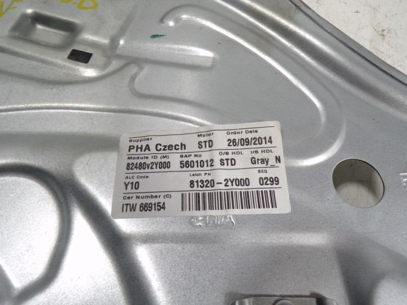 Recambio de elevalunas delantero derecho para hyundai ix35 1.7 crdi cat referencia OEM IAM 824022Y000 813202Y000 