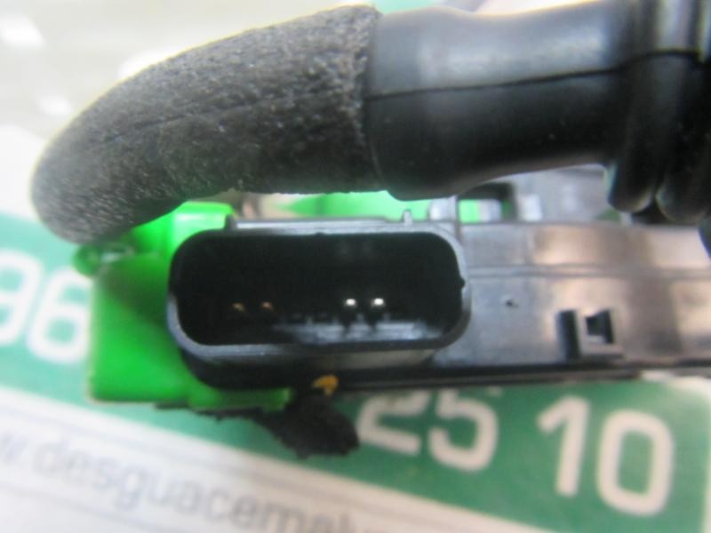 Recambio de cerradura puerta trasera izquierda para hyundai i40 1.7 crdi cat referencia OEM IAM 814103Z000  