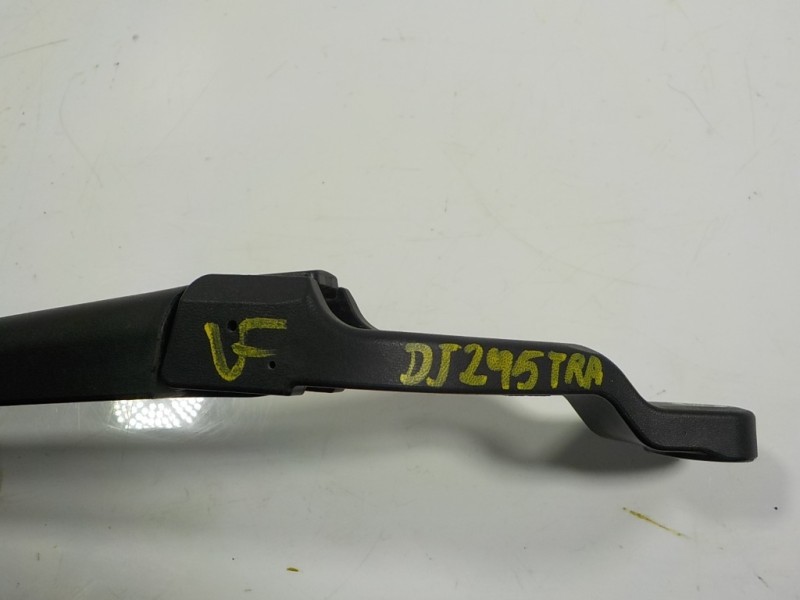 Recambio de brazo limpia trasero para lexus rx 450h referencia OEM IAM 8524148060  