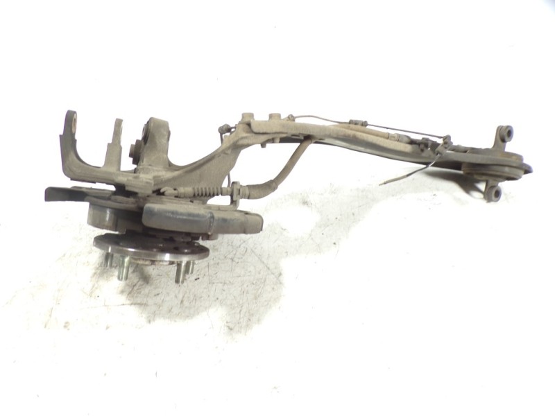 Recambio de mangueta trasera derecha para hyundai ix35 1.7 crdi cat referencia OEM IAM 527202Y800  