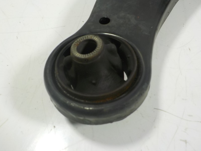 Recambio de brazo suspension inferior delantero derecho para lexus rx 450h referencia OEM IAM 4806848041  