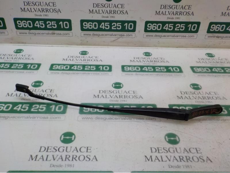 Recambio de brazo limpia delantero derecho para volkswagen passat berlina (3c2) advance plus referencia OEM IAM 3C1955410B  