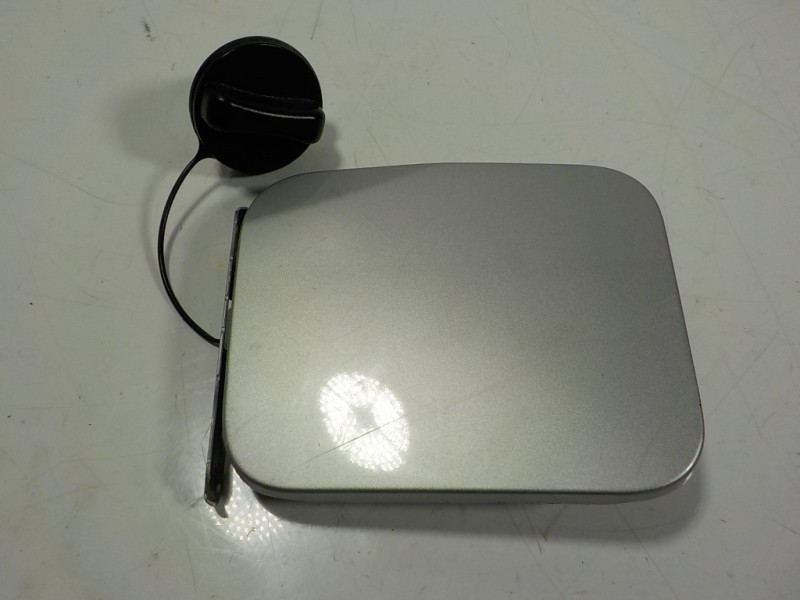 Recambio de tapa combustible para nissan x-trail (t32) acenta referencia OEM IAM 788304CC0A  