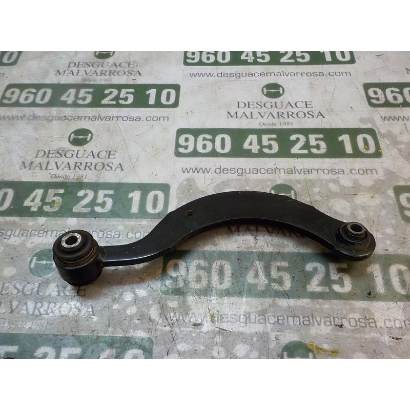 Recambio de brazo suspension superior trasero izquierdo para toyota auris 1.8 16v (híbrido) referencia OEM IAM 4877012010  