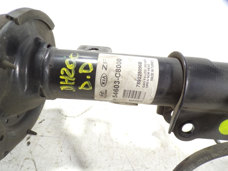 Recambio de amortiguador delantero derecho para hyundai i20 1.2 cat referencia OEM IAM 54660C8000 54603C8000 