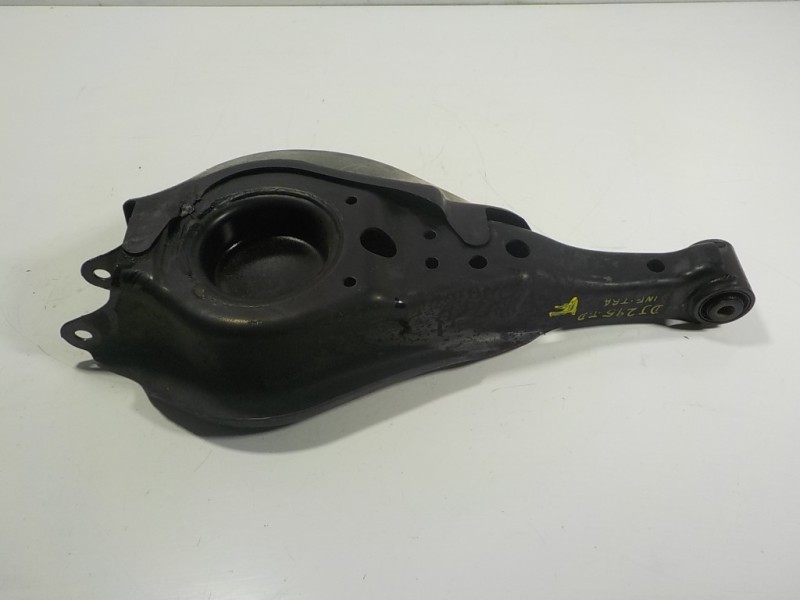 Recambio de brazo suspension inferior trasero derecho para lexus rx 450h referencia OEM IAM 4873048170  