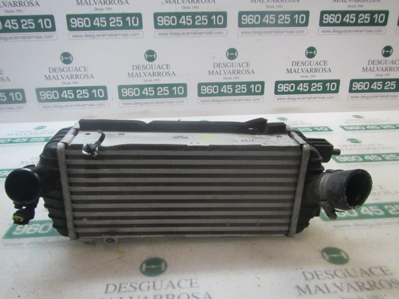 Recambio de intercooler para hyundai i40 1.7 crdi cat referencia OEM IAM 282712A540 282702A540 