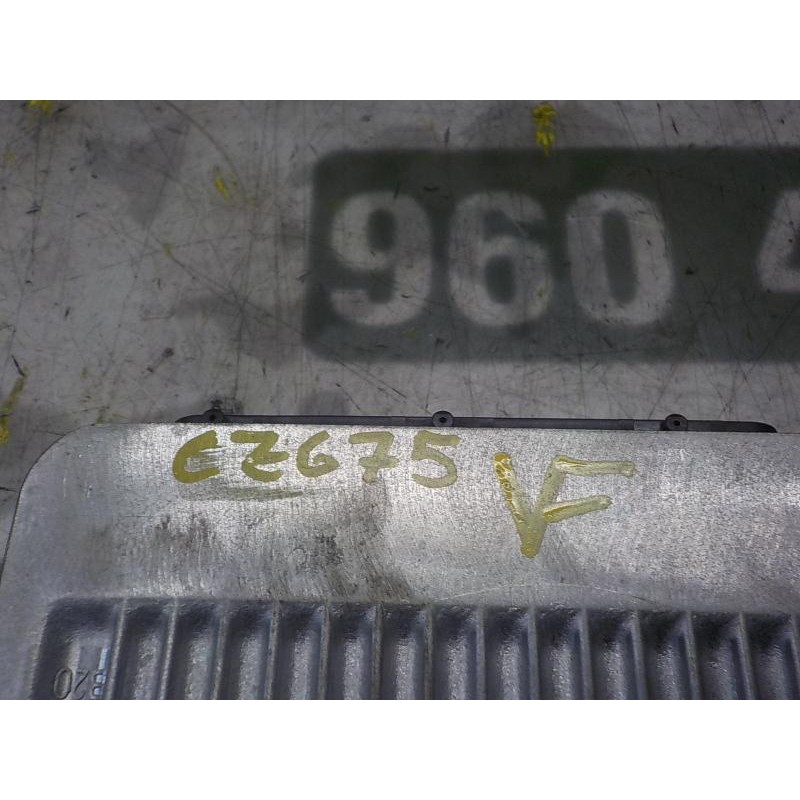 Recambio de centralita motor uce para toyota auris 1.8 16v (híbrido) referencia OEM IAM 896610ZU60 896610ZU60 MB2756009480