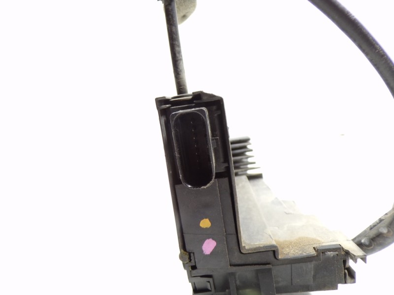 Recambio de cerradura puerta delantera izquierda para peugeot 308 1.6 hdi referencia OEM IAM 9807954380 9807954380 