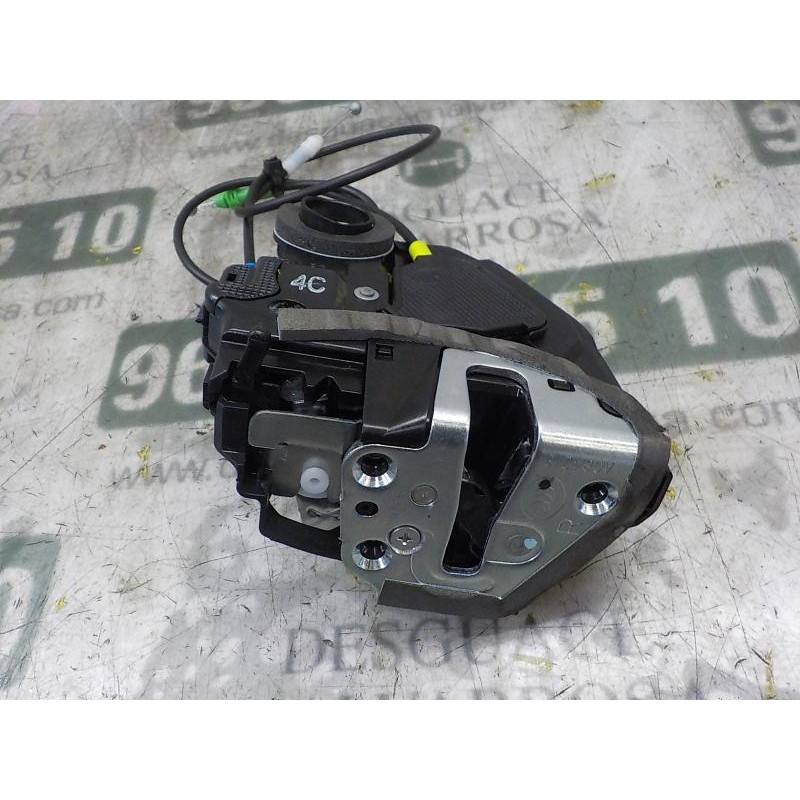 Recambio de cerradura puerta trasera derecha para toyota auris 1.8 16v (híbrido) referencia OEM IAM 6905005051  