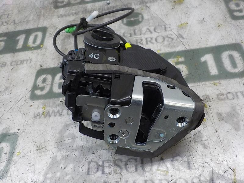Recambio de cerradura puerta trasera derecha para toyota auris 1.8 16v (híbrido) referencia OEM IAM 6905005051  