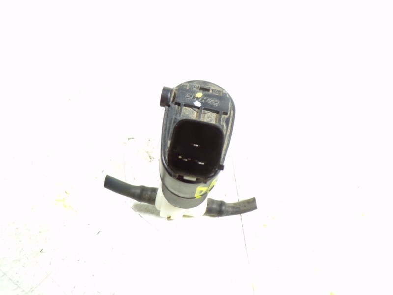 Recambio de bomba limpia para hyundai i20 1.2 cat referencia OEM IAM 985102W500 985102W500 