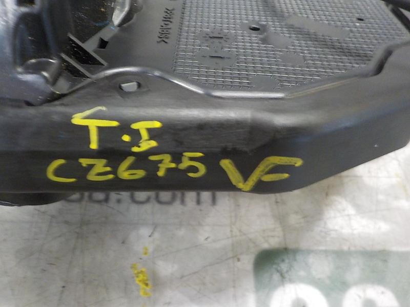 Recambio de cerradura puerta trasera izquierda para toyota auris 1.8 16v (híbrido) referencia OEM IAM 6906005051  