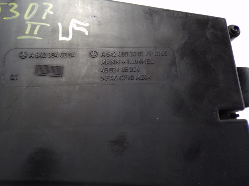 Recambio de filtro aire para mercedes-benz clase m (w164) 3.0 cdi cat referencia OEM IAM A6420900701 A6420940204 