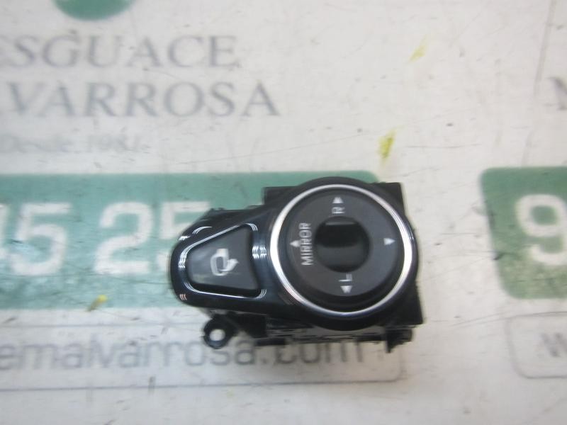 Recambio de mando retrovisor para hyundai i40 1.7 crdi cat referencia OEM IAM 935733Z000  