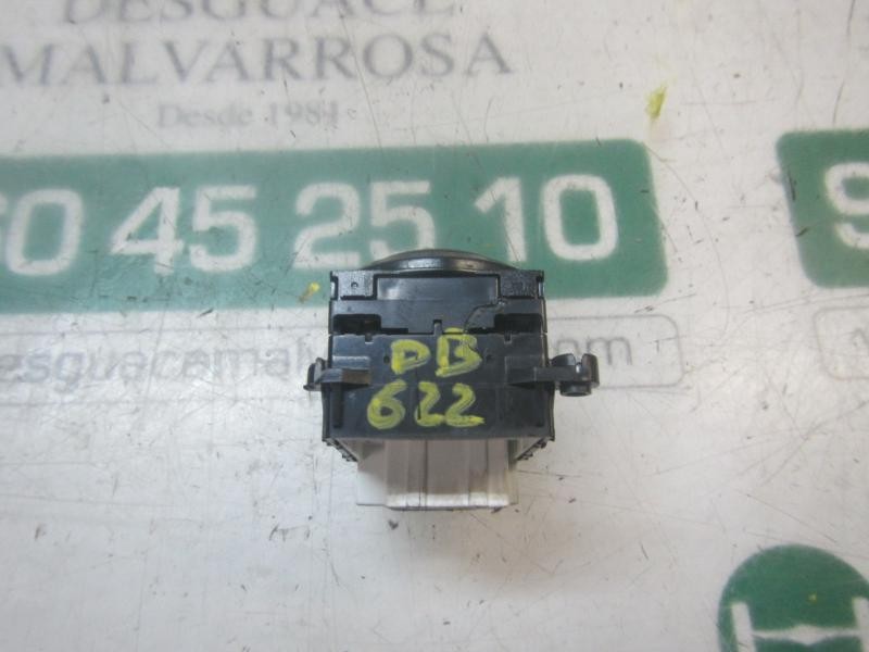 Recambio de mando retrovisor para hyundai i40 1.7 crdi cat referencia OEM IAM 935733Z000  