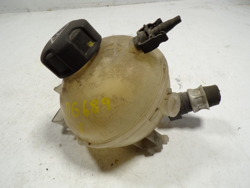 Recambio de deposito expansion para peugeot 308 1.6 hdi referencia OEM IAM 9678125880  