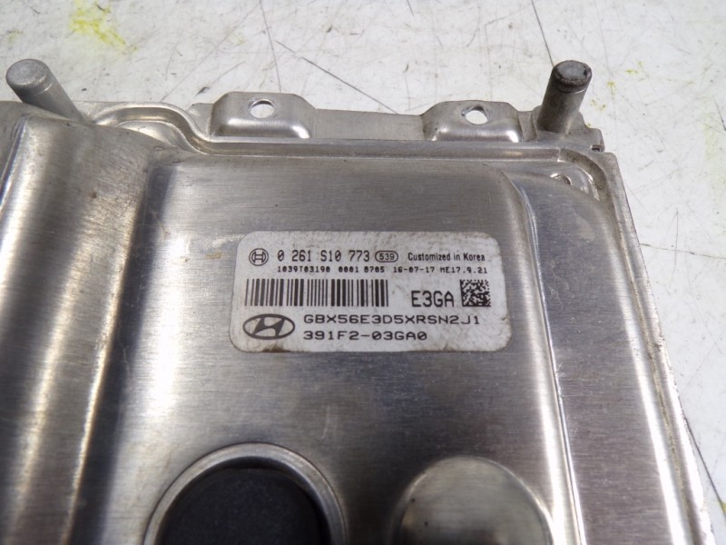 Recambio de centralita motor uce para hyundai i20 1.2 cat referencia OEM IAM 391F203GA0 391F203GA0 0261S10773
