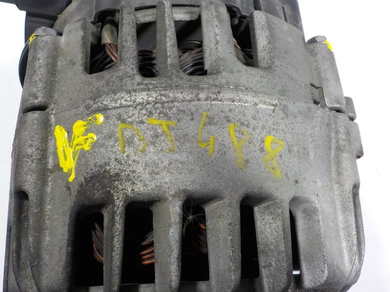 Recambio de alternador para peugeot 208 1.6 blue-hdi fap referencia OEM IAM 9810525380 9810525380 2624327A