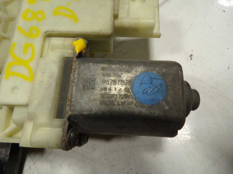 Recambio de elevalunas delantero izquierdo para peugeot 308 1.6 hdi referencia OEM IAM 9816273280 967818980 