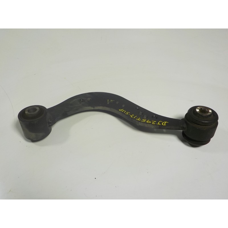 Recambio de brazo suspension superior trasero izquierdo para lexus rx 450h referencia OEM IAM 4877048010  