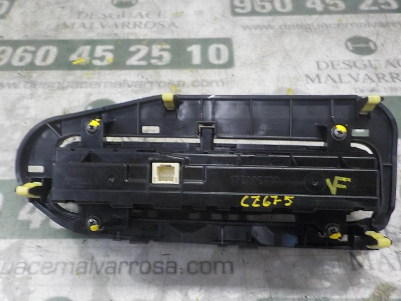 Recambio de mando climatizador para toyota auris 1.8 16v (híbrido) referencia OEM IAM 5590002C60  