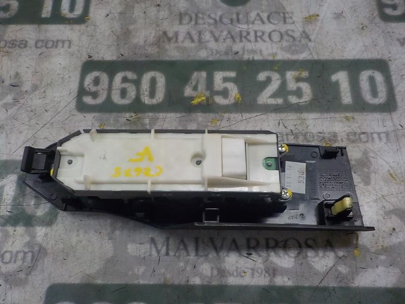 Recambio de mando elevalunas delantero izquierdo para toyota auris 1.8 16v (híbrido) referencia OEM IAM 8404002120  